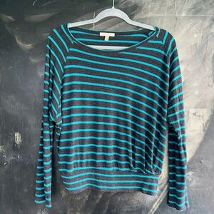 Bordeaux Teal Top  Relaxed Fit Sz M